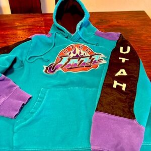 Utah Jazz sweatshirt, size medium